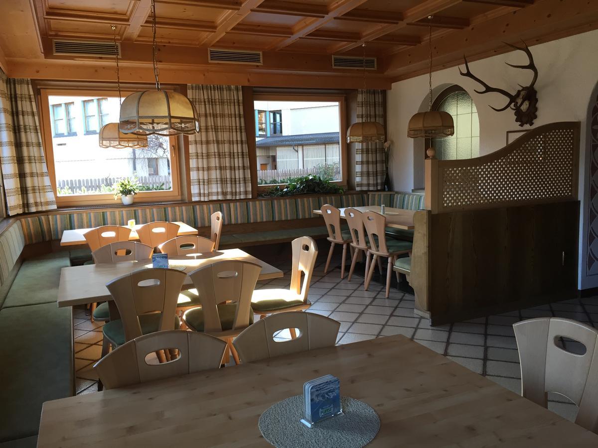 Gasthof Pizzeria Unterwirt Collepietra  Dış mekan fotoğraf